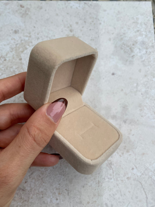 Caixa para anel bege