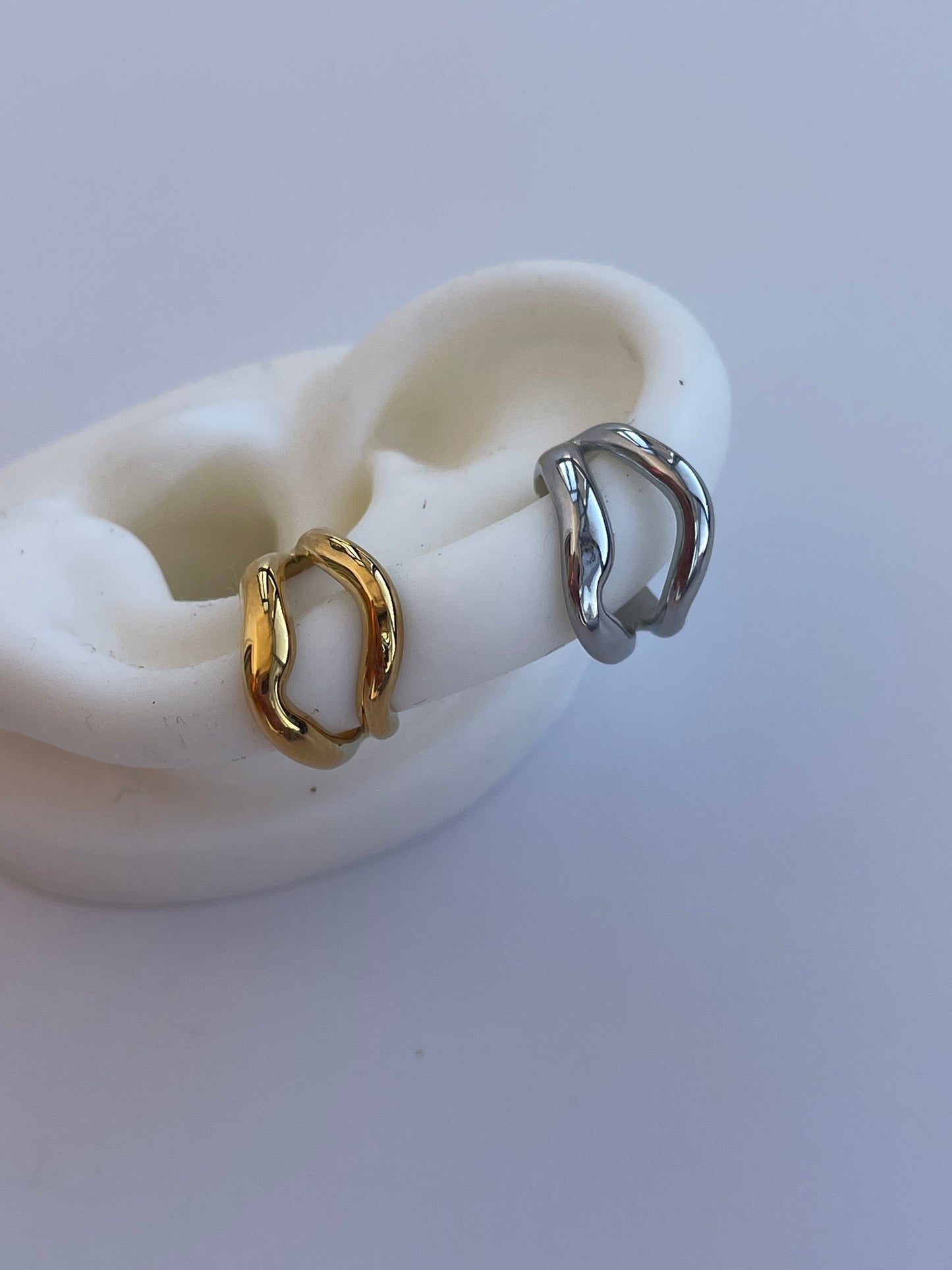 brinco earcuff waves