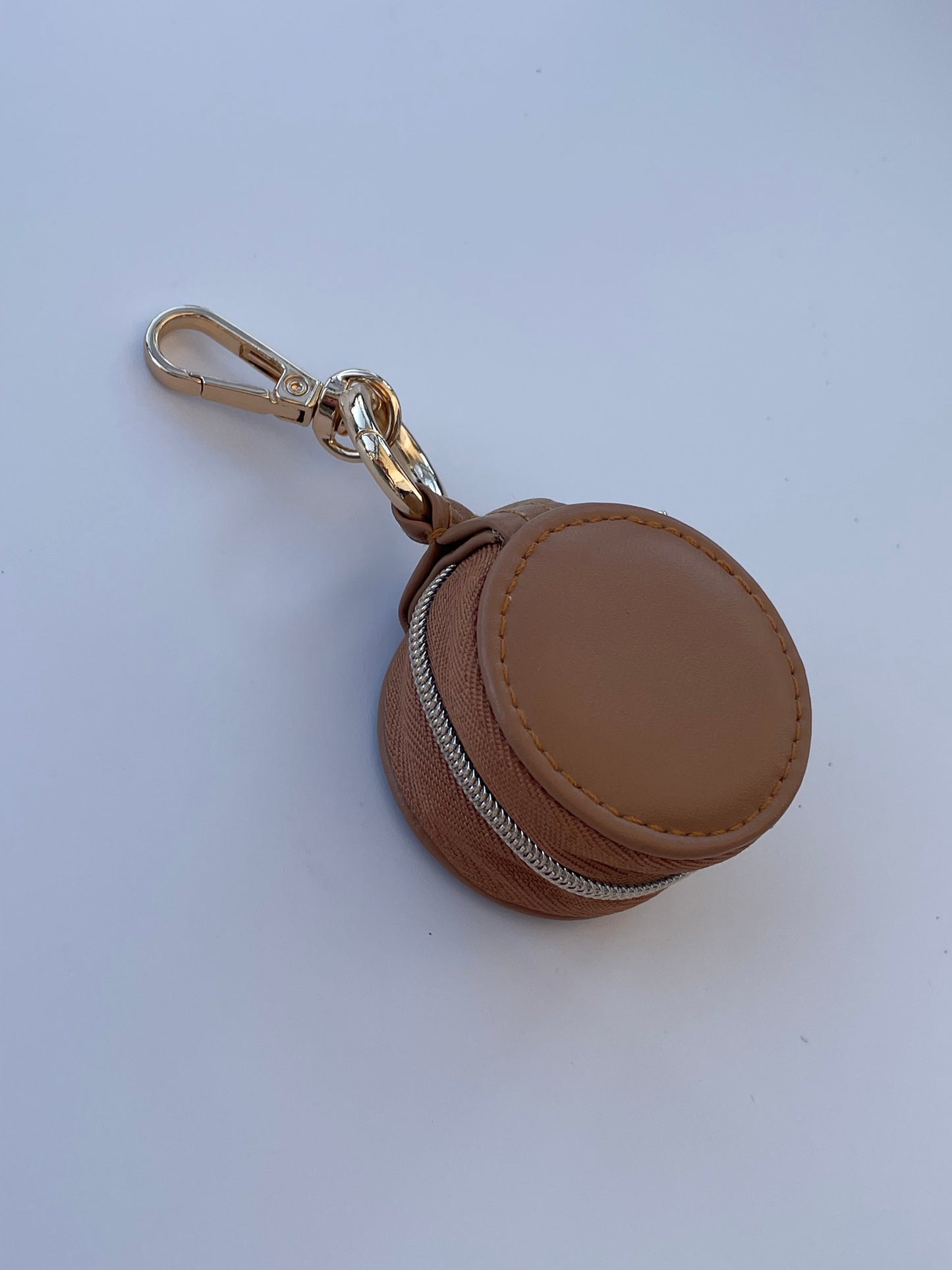 mini guarda-jóias rendondo em porta-chaves