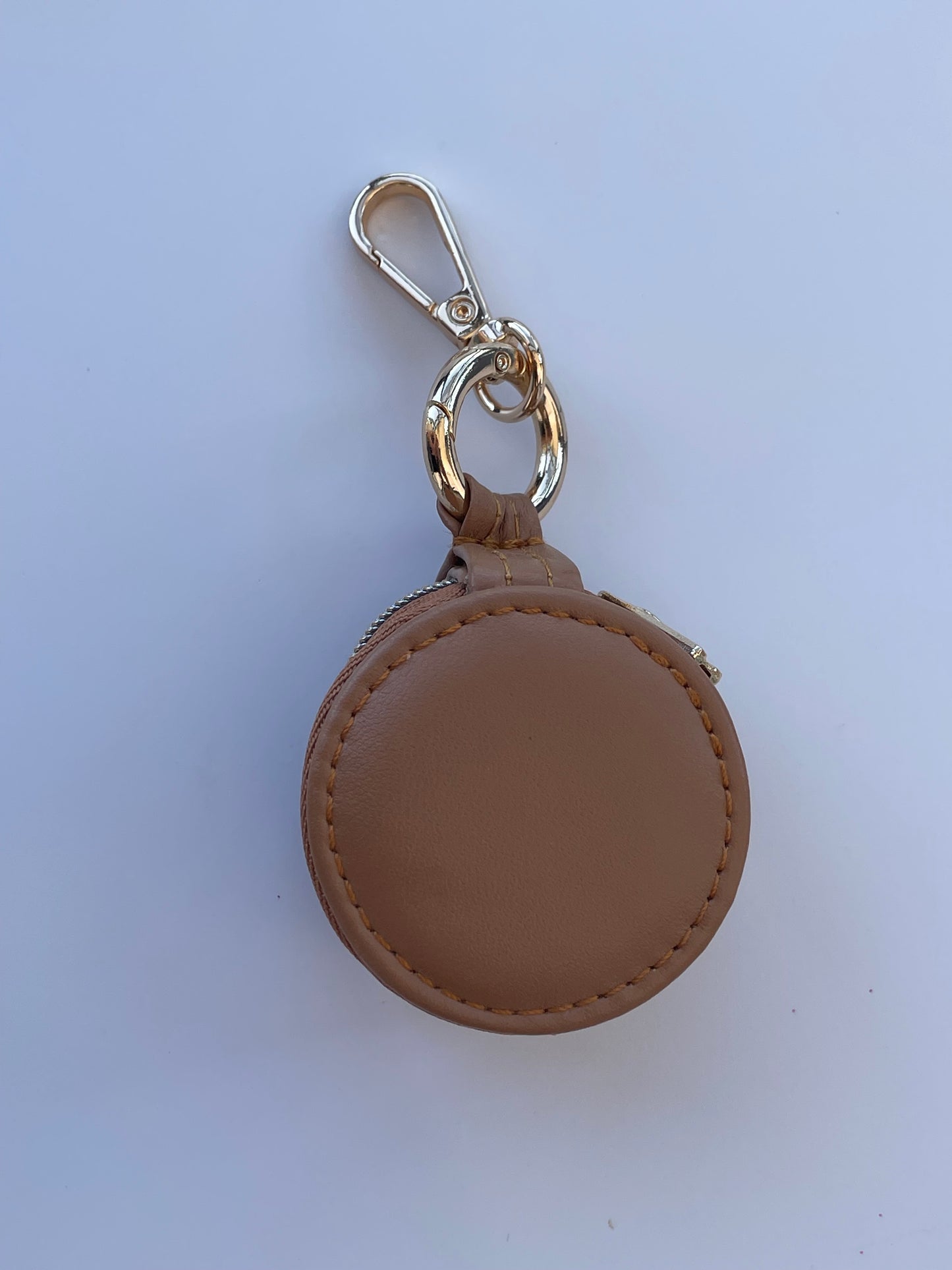 mini guarda-jóias rendondo em porta-chaves