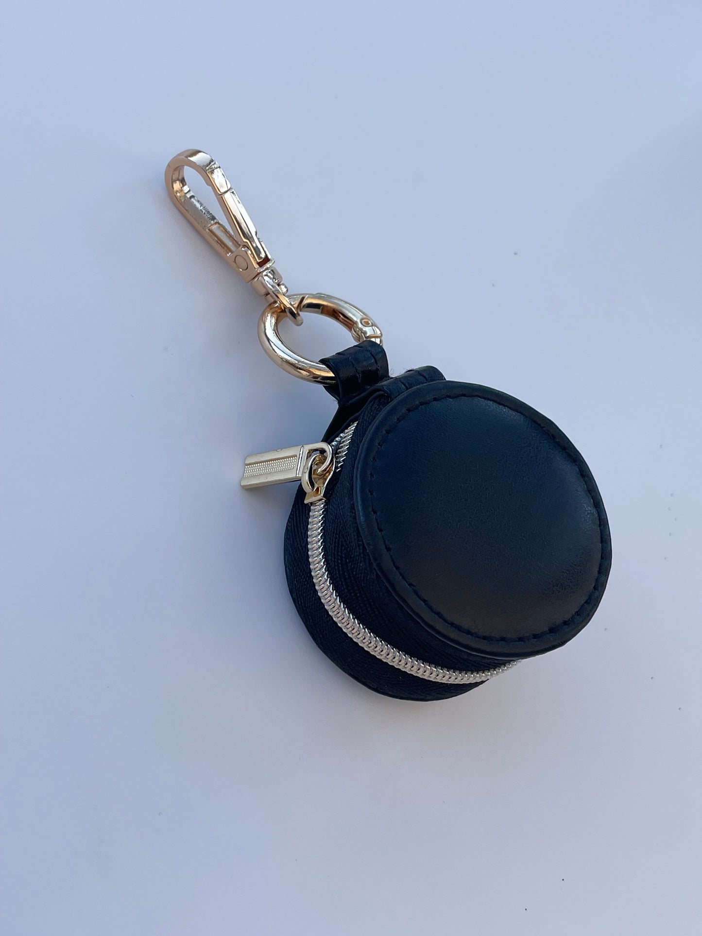 mini guarda-jóias rendondo em porta-chaves